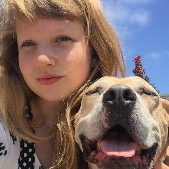 Meet your Posher, Elise - Picture 1 of 1